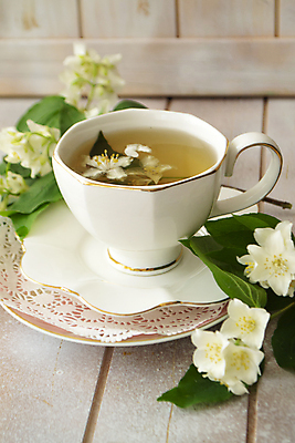 포토 JPG 해외이미지 식물 전통 꽃잎 꽃 음료 백그라운드 잎 꽃무늬 재료 텍스트 유리 탁자 아침 티타임 건강 사람없음 목재 컵 세로 초록색 여름 우주 일본 중국 머그컵 수확 골동품 벚꽃 흰색 나뭇가지 신선 뜨거움 차 맛 찻잔 허브 유기농 아로마 향 아로마테라피 내추럴 해외포토 주간 나무 식기 웰빙 계절 아시아 컬러 가구 컨셉 무늬 농업 재질 휴식 잔 테라피 파일형식 이미지허브