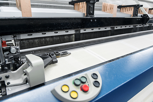 포토 JPG 해외이미지 디자인 산업 선 줄 패턴 부분 공장 버튼 사람없음 유행 기계 장비 직물 면 업무 판넬 실 닫기 제조 실크 묘사 질감 커서 섬유 짜임 양모 달리기선수 돌리기 제어 짜기 해외포토 무늬 공업 모션 작업 육상선수 파일형식 이미지허브