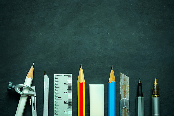 포토 JPG 해외이미지 디자인 교육 백그라운드 컨셉 장신구 건축양식 텍스트 학교 문구용품 자 사람없음 빨간색 파란색 스터디 세트 사무실 연필 펜 노란색 금속 검은색 칠판 공백 장비 흰색 도구 기록 그리기 그룹 작업실 플랫 정상 나침반 스케치 지우개 머리위 위치 놋쇠 초보 커터 카피스페이스 해외포토 건축 컬러 비즈니스 모션 재질 학용품 미술 학습 필기구 오브젝트 파일형식 이미지허브