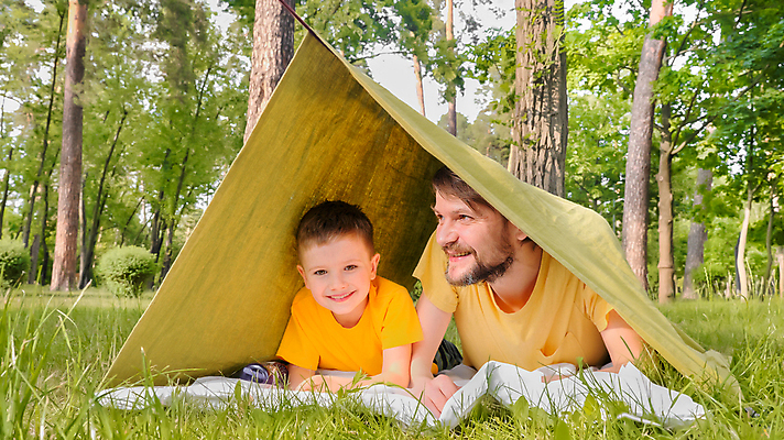 포토 JPG 해외이미지 백인 공원 행복 아들 어린이 캠페인 여행 가족 자연 휴가 건강 텐트 사랑 미소 웃음 풍경 소년 취미 야외 두명 쌓기 귀여움 정원 맑음 트래킹 하이킹 아빠 숲 내추럴 생태학 숨기 해외포토 서양인 공공시설 교육 남자 감정 컨셉 관계 모션 레저 날씨 표정 캠핑도구 사람 생태계 파일형식 이미지허브
