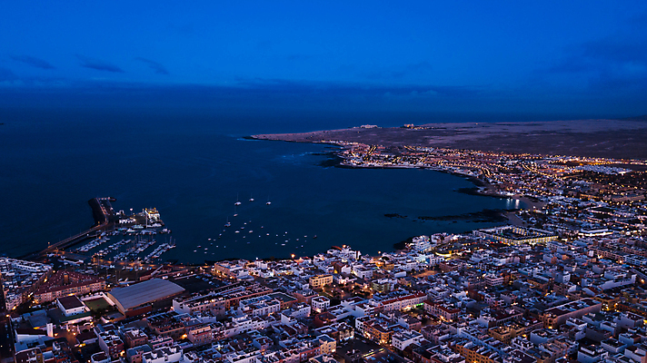 포토 JPG 해외이미지 모래 스포츠 바다 섬 여행 백그라운드 자연 하늘 휴가 안테나 풍경 사람없음 야외 여름 파란색 태양 우주 일출 놀람 도시 점 서핑 정상 야간 암초 파라다이스 수평선 해외포토 자연요소 계절 감정 컬러 통신 표정 노을 수상스포츠 생태계 파일형식 이미지허브