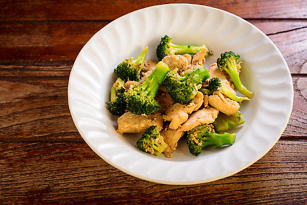 포토 JPG 해외이미지 접시 음식 백그라운드 잎 다이어트 채소 재료 부분 탁자 건강 육류 요리 동양인 사람없음 목재 초록색 식당 식사 저녁식사 치킨 중국 튀김 신선 맛 그릴 브로콜리 가슴 굽기 먹기 점심식사 단백질 해외포토 나무 식물 식기 아시아 컬러 가구 컨셉 식재료 모션 주방용품 인종 신체부위 상점 구이 닭고기요리 영양소 파일형식 이미지허브