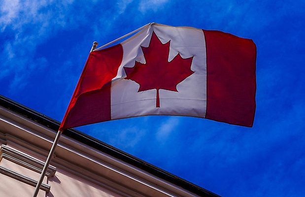 포토 JPG 해외이미지 디자인 문화 여행 백그라운드 캐나다 일러스트 비즈니스 건축양식 하늘 풍경 사람없음 건물 빨간색 세일 미국 깃발 도시 도심 심볼 무역 애국심 전국 해외포토 건축물 건축 산업 컬러 북아메리카 파일형식 이미지허브
