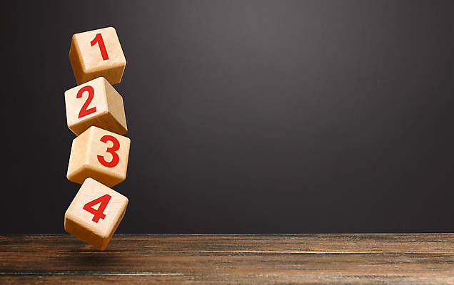 포토 JPG 해외이미지 비즈니스 사람없음 숫자 여러개 블록 단계 불안정 나무블록 해외포토 문자 다수 컨셉 목재 파일형식 이미지허브