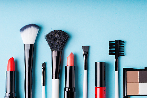 포토 JPG 해외이미지 얼굴 사람없음 장식 세트 사무실 연필 유행 화장품 립스틱 흰색 붓 업무 작업 화려 팔레트 고급 가루 입술 오브젝트 피부관리 아이섀도 기본 아이라이너 정물화 해외포토 컬러 컨셉 비즈니스 학용품 신체부위 필기구 뷰티 그림 파일형식 이미지허브