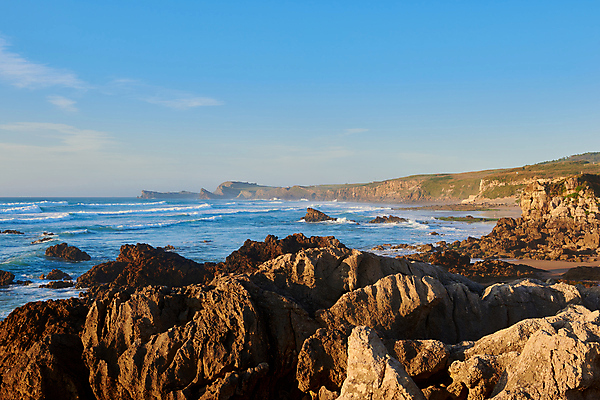 포토 JPG 해외이미지 공원 파도 바다 섬 여행 자연 산 풍경 사람없음 물 파란색 맑음 일몰 바위 스페인 언덕 대서양 내추럴 깨짐 해외포토 자연요소 공공시설 유럽 컬러 컨셉 날씨 노을 돌_바위 생태계 파일형식 이미지허브