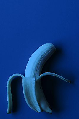 포토 JPG 해외이미지 디자인 음식 백그라운드 컨셉 과일 바나나 사람없음 파란색 어둠 해외포토 컬러 파일형식 이미지허브