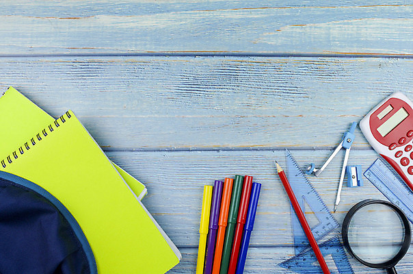 포토 JPG 해외이미지 학생 디자인 교육 종이 어린이 백그라운드 컨셉 다이어트 가방 비즈니스 포장 배낭 학교 탁자 문구용품 사람없음 목재 책 초록색 파란색 스터디 상자 컬러풀 사무실 연필 우주 쪽지 공책 공백 장비 에너지 흰색 신선 업무 플랫 정상 책상 오브젝트 신학기 유기농 위치 점심식사 해외포토 나무 웰빙 잡화 컬러 가구 재료 학용품 건강 사람 학습 필기구 식사 작업 파일형식 이미지허브