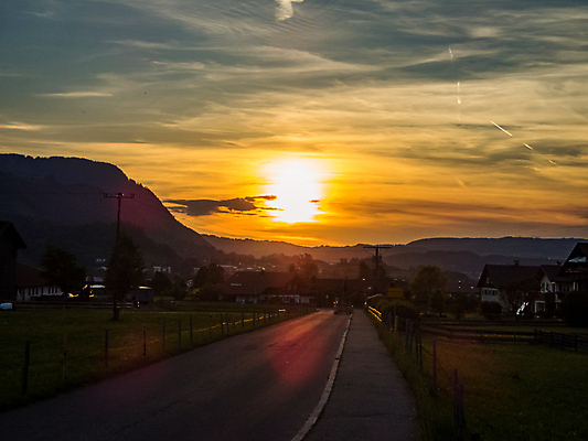 포토 JPG 해외이미지 여행 자연 휴가 산 따뜻함 건강 파노라마 풍경 사람없음 야외 여름 빛 햇빛 태양 일출 맑음 일몰 봄 하이킹 시골 사진사 알프스 장면 천국 송신기 절정 파라다이스 바이에른 수평선 해외포토 자연요소 계절 유럽 레저 날씨 독일 촬영기법 노을 작가 생태계 파일형식 이미지허브