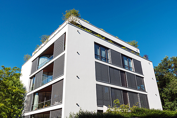 포토 JPG 해외이미지 나무 식물 건축양식 하늘 부동산 아파트 주택 사람없음 건물 파란색 탑 정원 맑음 고층빌딩 블록 회색 발코니 흰색 도시 시장 재산 고급 땅 투자 콘도 베를린 연립주택 개발 땅바닥 해외포토 건축물 건축 컬러 컨셉 비즈니스 숙소 날씨 바닥 독일 빌딩 금융 파일형식 이미지허브