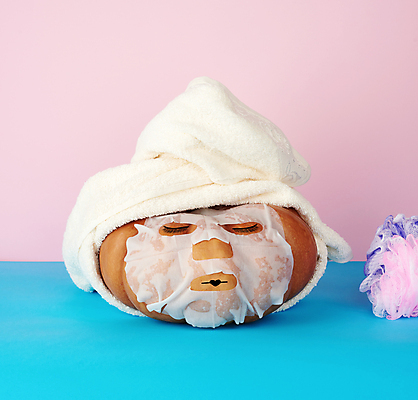 포토 JPG 해외이미지 호박 실내 사람없음 수건 화장품 파란배경 마스크팩 샤워볼 분홍색배경 해외포토 분홍색 백그라운드 채소 내부 파란색 위생용품 뷰티 팩 파일형식 이미지허브