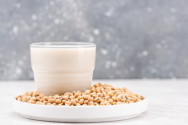 포토 JPG 해외이미지 음료 음식 백그라운드 컨셉 다이어트 유리 밥 콩 건강 식이요법 씨앗 사람없음 우유 흰색 신선 시장 맛 상품 낟알 크림 유기농 날것 섬유 내추럴 단백질 대두 무료 바이오 유전자변형 채식주의자 칼슘 카피스페이스 비건 해외포토 식물 웰빙 컬러 재질 유제품 곡류 공백 직물 채식 영양소 파일형식 이미지허브