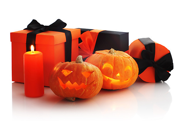 포토 JPG 해외이미지 디자인 행복 리본 종이 얼굴 백그라운드 오렌지 호박 휴가 선물 사람없음 장식 빛 상자 반사 세일 검은색 축제 놀람 할로윈 덮개 흰색 등불 축하 인사 무서움 활 패키지 목각 빛망울 연소 고립 광 잭오랜턴 화상 해외포토 감정 컬러 컨셉 채소 과일 조명 표정 신체부위 뚜껑 예절 상처 파일형식 이미지허브