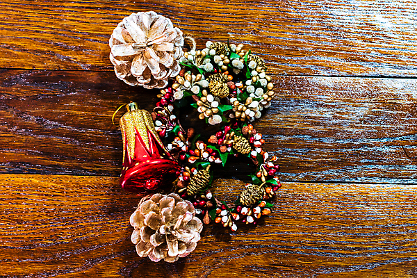 포토 JPG 해외이미지 나무 디자인 계절 행복 백그라운드 크리스마스장식 크리스마스 패턴 추상 휴가 새로움 기념 사람없음 장식 빨간색 빛 크리스마스트리 축제 화환 장식볼 축하 신용카드 황금 소프트포커스 12월 연도 보케 빛망울 광 블러 해외포토 식물 기념일 꽃 감정 컬러 컨셉 무늬 촬영기법 금융 날짜 파일형식 이미지허브