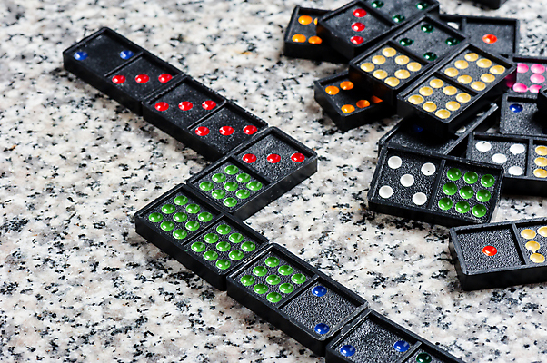 포토 JPG 해외이미지 조각 놀이 취미 사람없음 장난감 숫자 수확 게임 도박 계획 갑판 심볼 타일 오브젝트 복고 직사각형 강조 해외포토 도형 문자 컨셉 농업 배_교통 파일형식 이미지허브