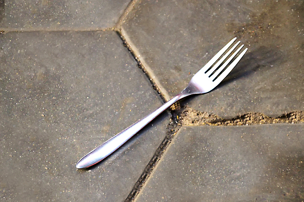 포토 JPG 해외이미지 1 식기 손 디자인 지구 음식 백그라운드 포크 컨셉 바닥 실내 손잡이 요리 사람없음 장식 빛 반사 금속 주방 식당 숟가락 검은색 식사 저녁식사 흙 장비 회색 흰색 기구 공구 업무 칼 우아함 은색 오브젝트 준비 싱글 질감 시멘트 먼지 땅바닥 철강 콘크리트 해외포토 컬러 재질 수저 내부 신체부위 상점 도구 작업 파일형식 이미지허브