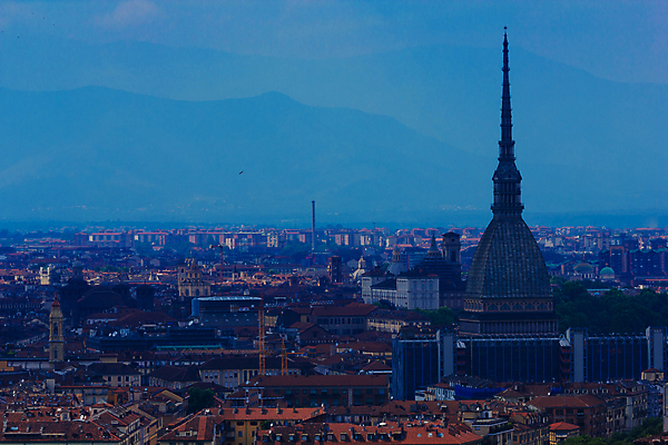 포토 JPG 해외이미지 하늘 주택 사람없음 파란색 회색 발코니 도시 심볼 두더지 해외포토 컬러 건물 파일형식 이미지허브
