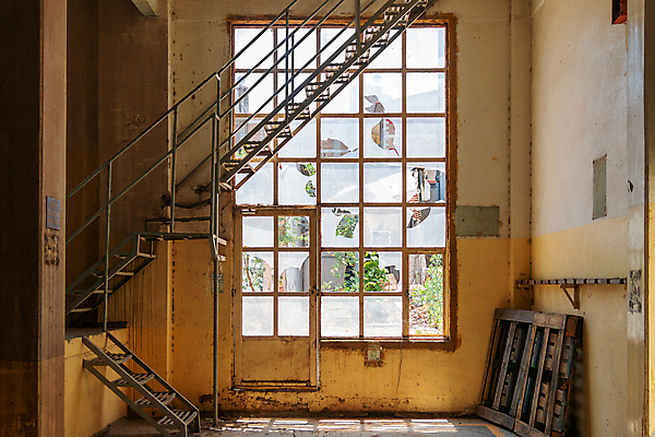 포토 JPG 해외이미지 디자인 안경 벽 건축양식 창문 호텔 바람 주택 프레임 사람없음 건물 목재 빛 문 계단 방 제조 크리스탈 버리기 창고 질감 정사각형 깨짐 단절 쇠창살 옛날 위기 해외포토 자연요소 도형 나무 건축물 잡화 건축 컨셉 재료 모션 숙소 날씨 광석 파일형식 이미지허브