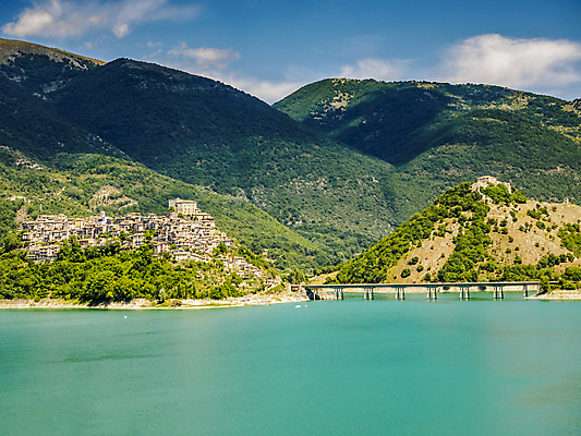 포토 JPG 해외이미지 나무 구름 공원 호수 스포츠 캐나다 의자 자연 조류 아침 낚시 휴식 산 파노라마 풍경 사람없음 야외 목재 초록색 물 여름 파란색 강 상자 태양 반사 일출 일몰 이탈리아 거울 보트 저녁 숲 언덕 암초 내추럴 전국 해외포토 주간 자연요소 식물 동물 계절 공공시설 유럽 컬러 가구 컨셉 북아메리카 배_교통 재료 레저 촬영기법 노을 야간 생태계 파일형식 이미지허브