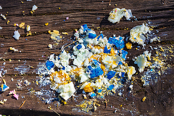 포토 JPG 해외이미지 음식 부활절 바닥 사람없음 야외 목재 장식 파란색 노란색 계란 봄 껍질 시골 신선 판넬 거친 낟알 질감 머리위 노른자 내추럴 찌그러짐 삶기 수목 해외포토 나무 계절 기념일 컬러 컨셉 재료 알 파일형식 이미지허브