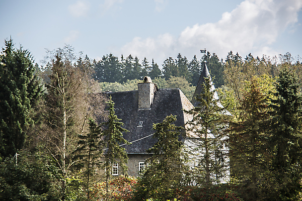 포토 JPG 해외이미지 사람없음 건물 갈색 탑 검은색 맨션 석판 해외포토 건축물 컬러 주택 파일형식 이미지허브