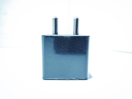 포토 JPG 해외이미지 디자인 선 백그라운드 컨셉 인터넷 통신 모바일 세포 사람없음 스마트폰 핸드폰 디지털 힘 장비 에너지 흰색 네트워크 콘센트 플러그 코드 연결 휴대용 USB 전화기 스마트 사인 전자 철사 연료 충전 고립 베터리 요금 충전기 공급 해외포토 컬러 전자제품 스마트기기 기계 오브젝트 파일형식 이미지허브