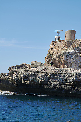 포토 JPG 해외이미지 나무 구름 바다 섬 하늘 휴가 휴식 등대 파노라마 사람없음 초록색 물 여름 파란색 햇빛 태양 탑 맑음 흰색 수상스포츠 만 중세 동굴 스페인 지중해 천국 남쪽 어안 터키석 해외포토 자연요소 식물 건축물 계절 유럽 스포츠 컬러 컨셉 날씨 촬영기법 역사 보석 방향 파일형식 이미지허브