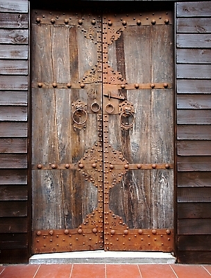 포토 JPG 해외이미지 디자인 문화 자물쇠 사람없음 목재 문 금속 골동품 반지 판넬 바 재산 부식 청동 산화 옛날 해외포토 나무 재료 장신구 재질 금융 파일형식 이미지허브