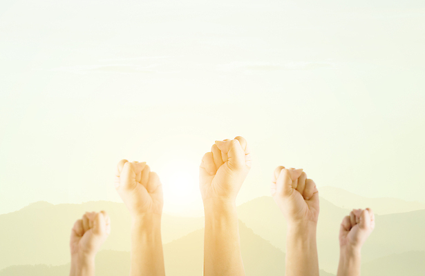 포토 JPG 해외이미지 손 여자 남자 백그라운드 컨셉 회사 비즈니스 사업가 통신 하늘 성공 협력 함께함 따뜻함 관리 사람 사람없음 친구 빛 믿음 일몰 우정 정보 흰색 우승 업무 원형 그룹 연결 종업원 동료 커뮤니티 승자 지원 통일 해외포토 도형 직업 감정 컬러 관계 신체부위 노을 최고 작업 파일형식 이미지허브