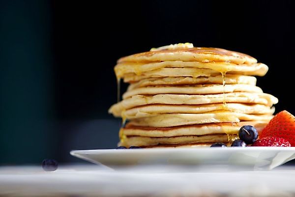 포토 JPG 해외이미지 전통 접시 열매 안경 음식 빵 단풍 과일 아침 디저트 건강 요리 사람없음 노란색 쌓기 케이크 식당 식사 저녁식사 신선 뜨거움 황금 달콤 맛 아침식사 굽기 메뉴 블루베리 브런치 밀가루 서빙 칼로리 버터 꿀 솜털 프랑스어 점심식사 어려움 영양분 핸드메이드 크레이프 해외포토 주간 식물 문자 식기 잡화 컬러 컨셉 잎 모션 상점 가루 구이 파일형식 이미지허브