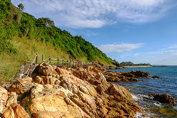 포토 JPG 해외이미지 구름 공원 파도 바다 섬 여행 백그라운드 태국 자연 하늘 휴가 풍경 사람없음 야외 물 여름 파란색 태양 일몰 바위 흰색 떨어짐 내추럴 전국 스플래쉬 수평선 해외포토 자연요소 계절 공공시설 아시아 컬러 컨셉 노을 돌_바위 생태계 파일형식 이미지허브