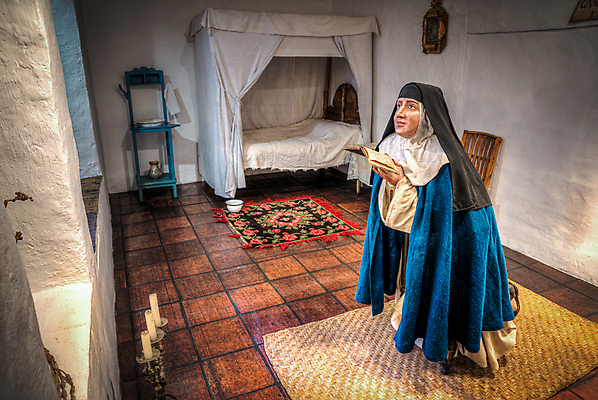 포토 JPG 해외이미지 옷 여자 기독교 종교 얼굴 조각 엄마 미술 사람 사람없음 조각상 숫자 평화 믿음 천주교 기도 역사 축복 박물관 옷입기 신성 기념물 목각 언니 숭배 신앙심 왁스 혼자 해외포토 문자 감정 컨셉 가족 모션 문화예술 신체부위 조형물 자매 파일형식 이미지허브