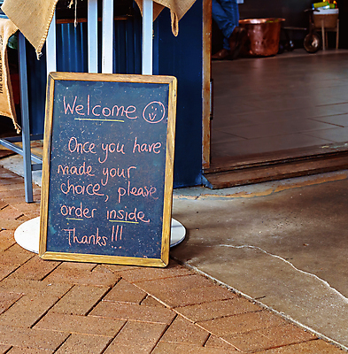 포토 JPG 해외이미지 얼굴 음식 탁자 호텔 아침 벽돌 바닥 서브 프레임 실내 요리 사람없음 야외 단어 식당 식사 저녁식사 칠판 카페 선택 호주 편지 웨이터 배고픔 서비스 사인 그림 분필 감사 환영 질서 점심식사 명령 옛날 콘크리트 필기체 해외포토 주간 직업 문자 감정 가구 컨셉 숙소 내부 신체부위 상점 예절 오세아니아 초크 파일형식 이미지허브