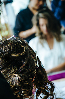 포토 JPG 해외이미지 백인 직업 헤어스타일 손 여자 비즈니스 건강 사람 사람없음 머리 유행 상점 장비 흰색 머리빗 업무 드라이어 미용사 이발 철 고객 프랑스어 돌봄 스타일리스트 스타일링 이발사 스타일 해외포토 서양인 문자 컬러 모션 신체부위 미용용품 작업 파일형식 이미지허브
