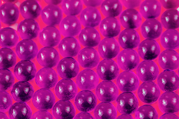 포토 JPG 해외이미지 모양 분홍색 백그라운드 공 건강 사람없음 치료 알약 약 쌓기 보라색 원형 투명 플라스틱 약국 먹기 네온 부드러움 D 조제 보충 마약 블러 오메가 펑크 해외포토 도형 알파벳 컬러 의학 모션 재질 감각 만들기 파일형식 이미지허브