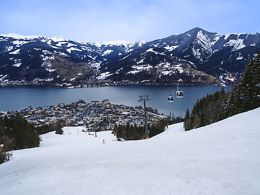 포토 JPG 해외이미지 나무 디자인 유럽 호수 스포츠 여행 백그라운드 크리스마스 겨울 밭 자동차 자연 휴가 스키 산 주택 파노라마 국립공원 풍경 경사 사람없음 야외 물 파란색 태양 맑음 도시 오스트리아 오두막 언덕 시골집 알프스 리프트 샬레 잘츠부르크 해외포토 자연요소 식물 계절 공원 기념일 나라 육상교통 컬러 농업 날씨 겨울스포츠 촬영기법 실험기구 건물 생태계 파일형식 이미지허브