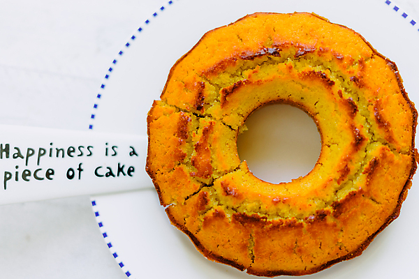 포토 JPG 해외이미지 전통 접시 계절 행복 음식 조각 가족 탁자 디저트 주택 기념 오리 함께함 옥수수 요리 사람없음 가로 컬러풀 케이크 주방 계란 식사 빵집 흰색 축하 달콤 굽기 먹기 슬라이스 머리위 공유 핸드메이드 해외포토 식기 감정 컬러 가구 컨셉 관계 모션 조류 곡류 건물 상점 알 맛 구이 파일형식 이미지허브