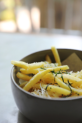 포토 JPG 해외이미지 실내 사람없음 아웃포커스 감자튀김 해외포토 감자 촬영기법 내부 튀김 파일형식 이미지허브