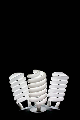 포토 JPG 해외이미지 디자인 백그라운드 컨셉 전구 나선형 사람없음 장식 빛 어둠 힘 에너지 소용돌이 흰색 램프 오브젝트 문학 빛망울 광 해외포토 컬러 무늬 조명 회오리 파일형식 이미지허브