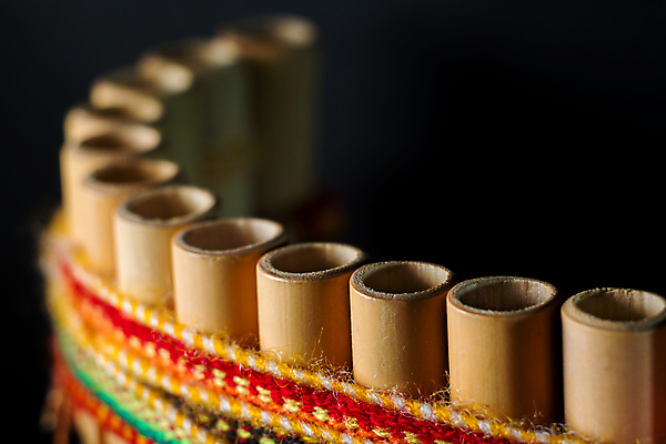 포토 JPG 해외이미지 나무 전통 디자인 문화 백그라운드 고추 바람 주사기 미술 여러명 사람없음 목재 컬러풀 갈색 바구니 미국 소리 음악가 흰색 기구 입 오르간 인디언 닫기 호루라기 대나무 깃털 트럼펫 에콰도르 칠레 남쪽 고립 놋쇠 멜로디 뮤지컬 잉카 타격 페루 핸드메이드 해외포토 자연요소 식물 직업 음악 컬러 다수 북아메리카 채소 재료 의료기기 모션 날씨 문화예술 아메리카 사람 신체부위 남아메리카 건반악기 방향 금관악기 파일형식 이미지허브