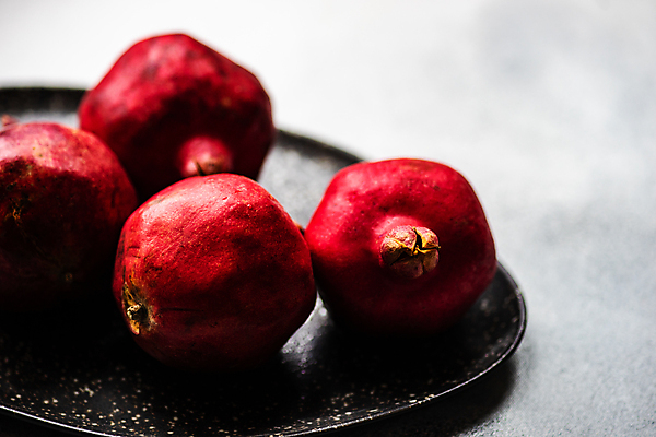 포토 JPG 해외이미지 회색배경 사람없음 석류 해외포토 백그라운드 과일 회색 파일형식 이미지허브