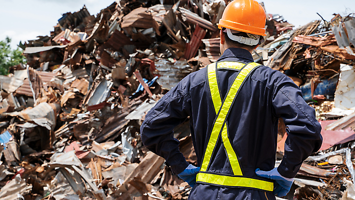 포토 JPG 해외이미지 식물 산업 백그라운드 가방 비즈니스 공장 한명 초록색 파란색 반려동물 글로벌 쌓기 환경 기계 재활용 흰색 제조 보호 쓰레기 폐기물 플라스틱 수집 버리기 에스컬레이터 부활 재활용품 흙더미 낭비 경영 방법 생태학 중고 컨베어밸트 해외포토 동물 1 잡화 교육 컬러 컨셉 공업 모션 재질 사람 흙 친환경 파일형식 더미 이미지허브