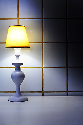 포토 JPG 해외이미지 디자인 벽 가구 백그라운드 컨셉 전구 탁자 호텔 주택 실내 창조 사람없음 내부 장식 빛 사무실 독서 힘 방 장비 에너지 램프 우아함 닫기 야간 유연 책상 오브젝트 스포트라이트 조절 스타일 안락 해외포토 자연요소 생활용품 비즈니스 모션 숙소 조명 건물 파일형식 이미지허브