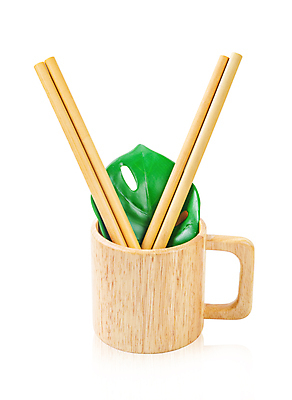 포토 JPG 해외이미지 실내 사람없음 자연보호 흰배경 에코 친환경 에코라이프 대나무컵 몬스테라 친환경제품 제로웨이스트 대나무빨대 해외포토 식물 라이프스타일 백그라운드 자연 빨대 내부 환경 그린캠페인 흰색 보호 사회이슈 파일형식 이미지허브