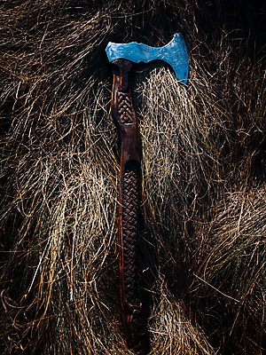 포토 JPG 해외이미지 무기 백그라운드 사람없음 장식 장난감 힘 장비 흰색 역사 황금 플랫 정상 플라스틱 심볼 싸움 전쟁 도끼 청동 전사 고립 넘어짐 바이킹 옛날 해외포토 컬러 모션 재질 파일형식 이미지허브