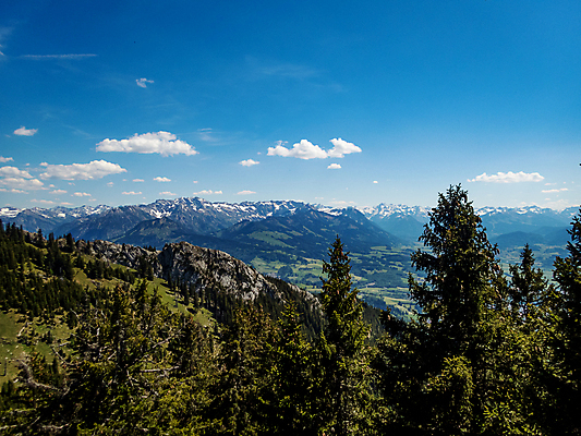 포토 JPG 해외이미지 계절 공원 여행 자연 휴가 산 파노라마 이끼 사람없음 야외 초록색 햇빛 맑음 트래킹 하이킹 흐름 시골 정상 숲 편안함 큼 알프스 천연기념물 내추럴 절정 바이에른 해외포토 공공시설 유럽 컬러 컨셉 레저 날씨 독일 촬영기법 태양 감각 크기 생태계 파일형식 이미지허브