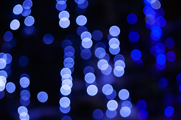 포토 JPG 해외이미지 디자인 백그라운드 크리스마스 패턴 일러스트 벽지 추상 휴가 전등 새로움 미술 사람없음 장식 파란색 빛 컬러풀 검은색 축제 어둠 흰색 축하 원형 야간 소프트포커스 연도 보케 마법 빛망울 광 블러 효과 해외일러스트 자연요소 도형 기념일 컬러 컨셉 무늬 문화예술 조명 촬영기법 파일형식 이미지허브