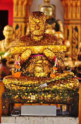 포토 JPG 해외이미지 모델 아시아 종교 문화 조각 백그라운드 태국 표면 추상 미술 앉기 사람없음 장식 조각상 노란색 평화 기도 사찰 황금 고급 큼 승려 명상 오브젝트 질감 복고 신성 고고학 고물 보호구역 복제 숭배 신앙심 옛날 스타일 해외포토 교육 나라 컬러 컨셉 무늬 종교건축 모션 문화예술 조형물 크기 성직자 구역 파일형식 이미지허브