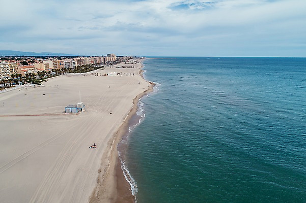 포토 JPG 주간 구름 해외풍경 유럽 바다 유럽풍경 자연 하늘 풍경 사람없음 야외 모래사장 프랑스 지중해 해수욕장 항공촬영 국내포토 자연요소 해외 나라 뷰포인트 생태계 파일형식