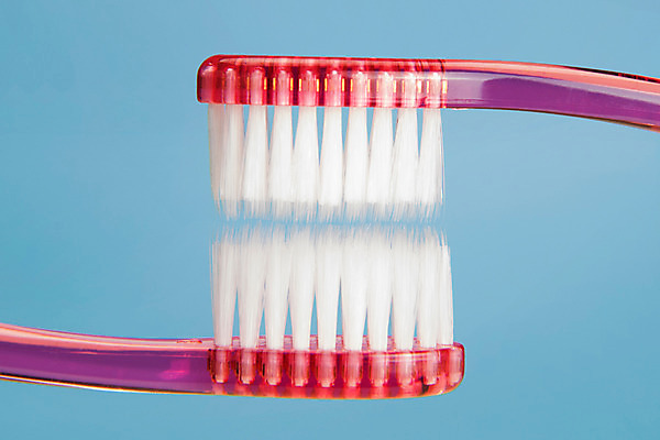 포토 JPG 스튜디오촬영 실내 근접촬영 사람없음 두개 칫솔 오브젝트 파란배경 국내포토 뷰포인트 백그라운드 2 내부 파란색 위생용품 파일형식